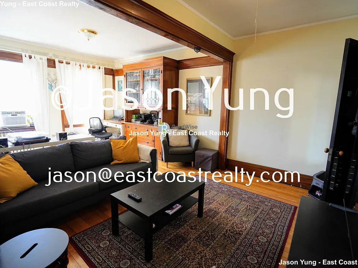 222 South St, Jamaica Plain