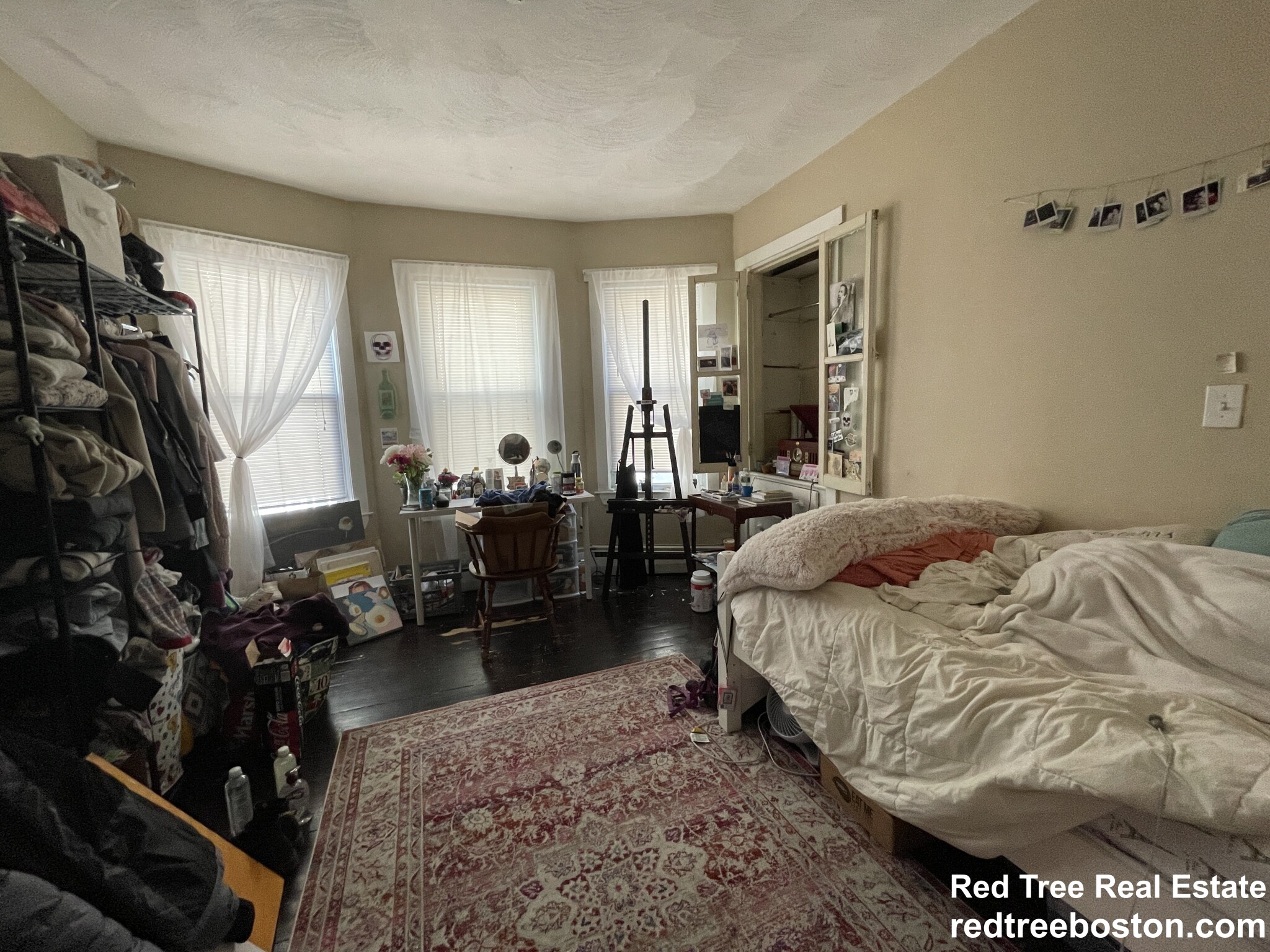 72 Hillside St, Mission Hill