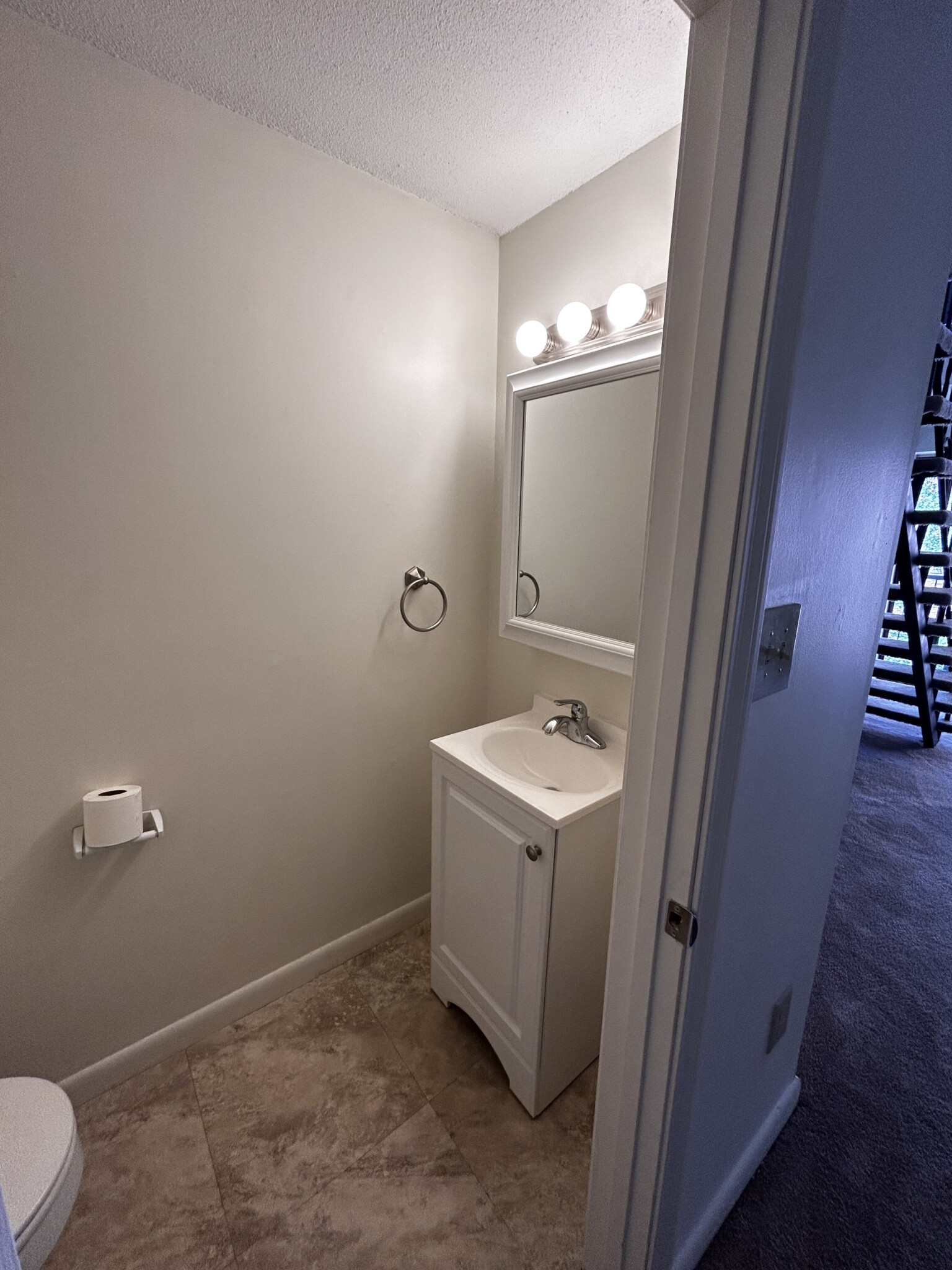 24 Highland Ave, Mid-Cambridge