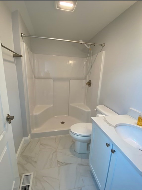 16 Walnut St, Tufts University