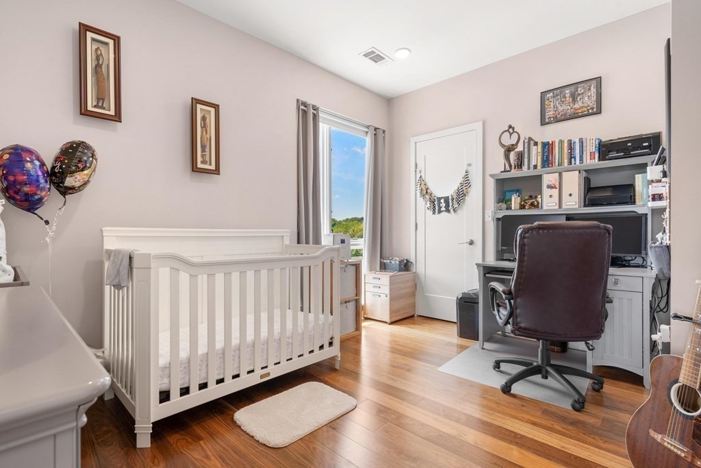 3531 Washington St, Jamaica Plain