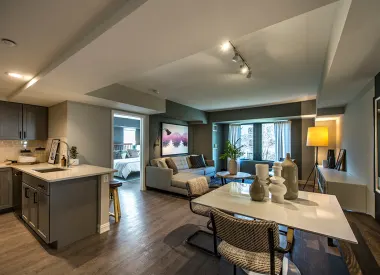 130 Cambridgepark Dr, North Cambridge