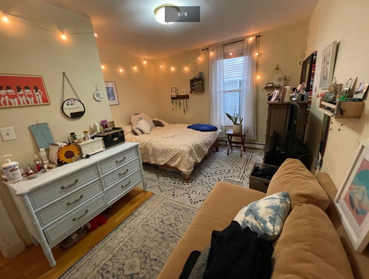 170 Putnam Ave, Riverside