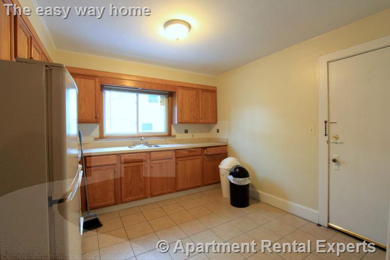 48 Bishop Allen Dr, Central Square