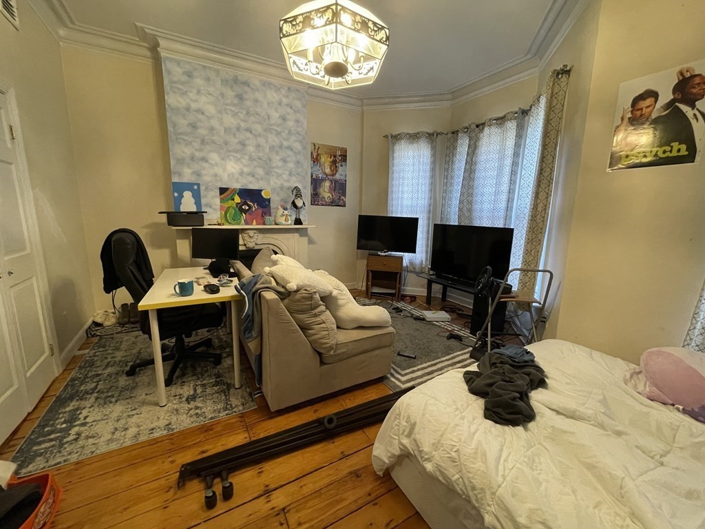 24 Worthington St, Mission Hill