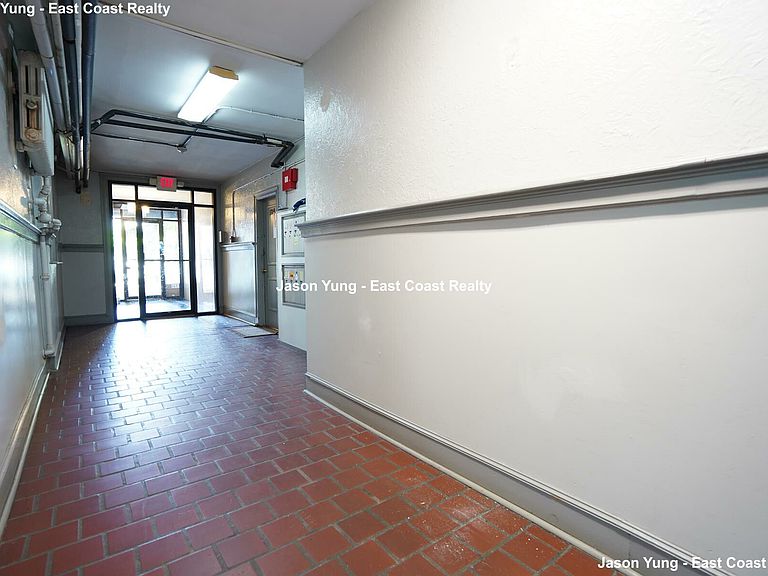 45 Chestnut Hill Ave, Brighton