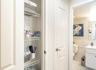 1037 Southern Artery, Quincy Center