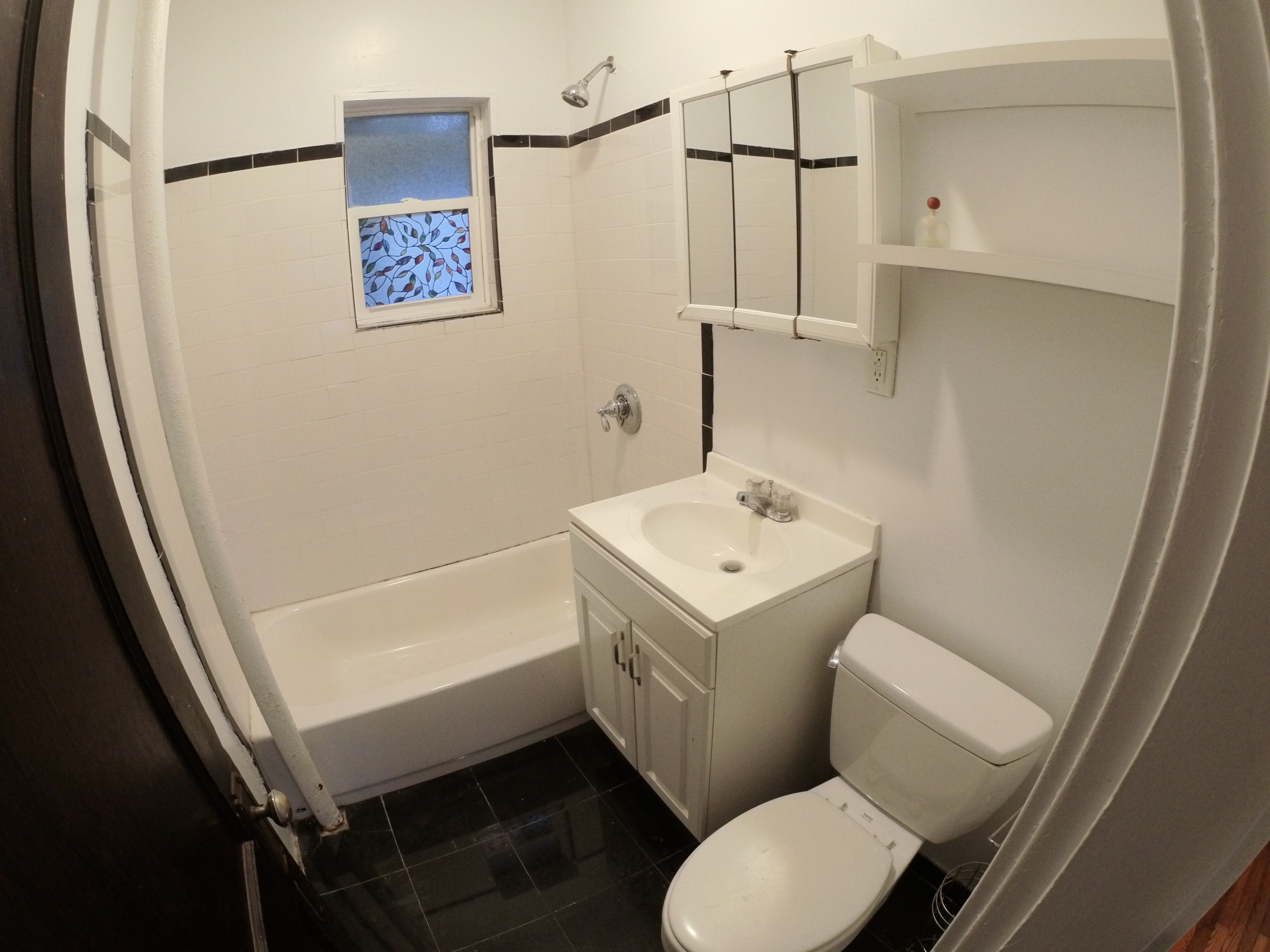 1450 Commonwealth, Brighton