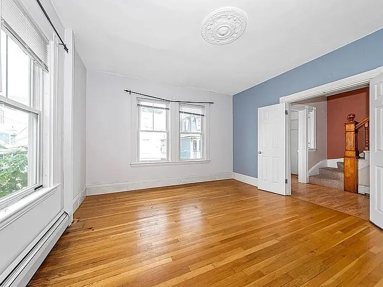 14 Eldora St, Mission Hill