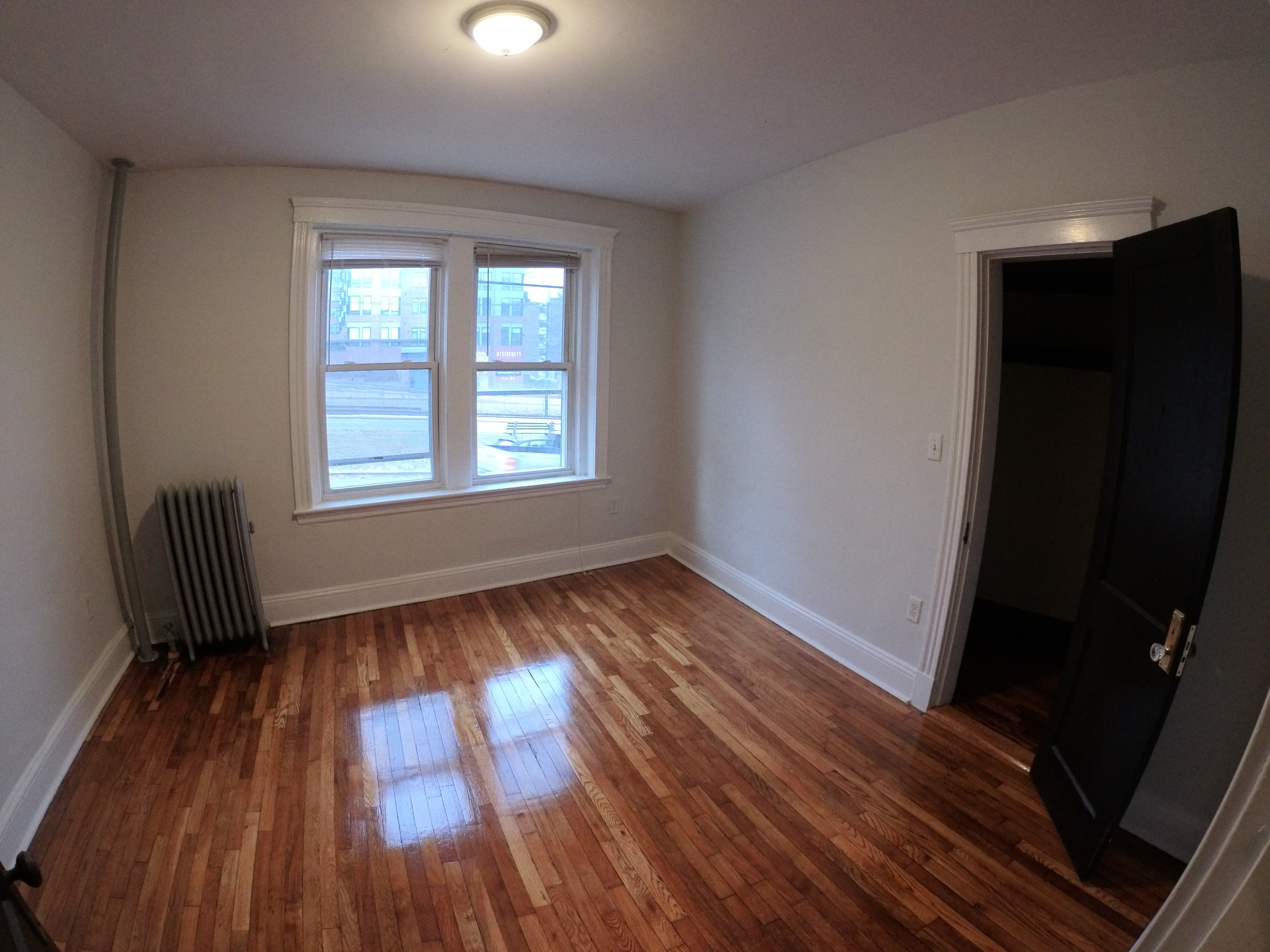 1450 Commonwealth, Brighton