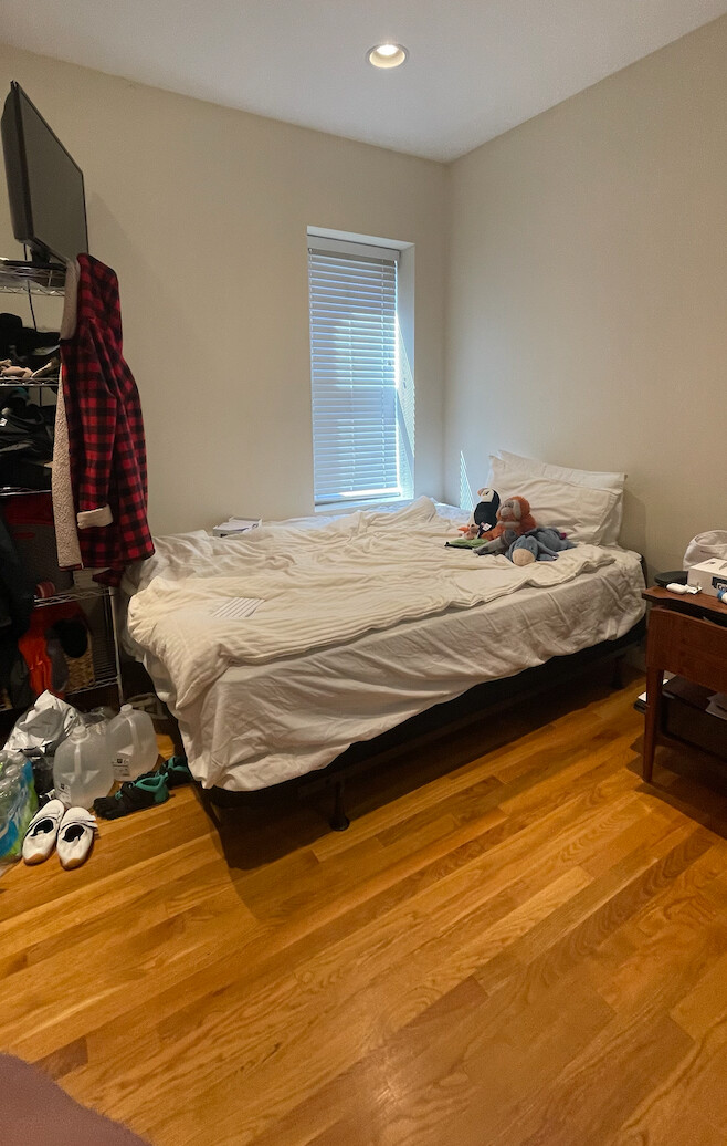 1801 Beacon St, Washington Square