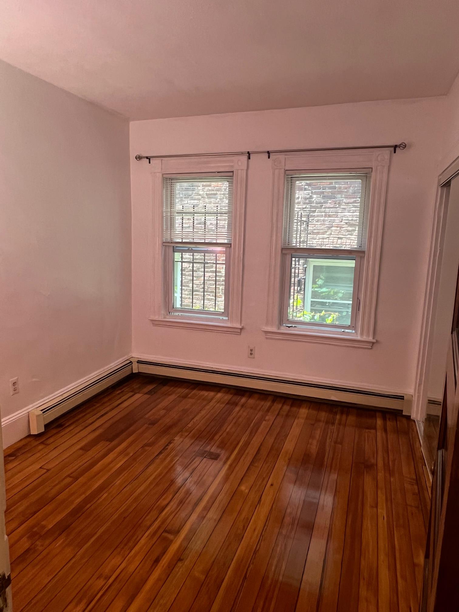 11 Chilcott Pl, Jamaica Plain