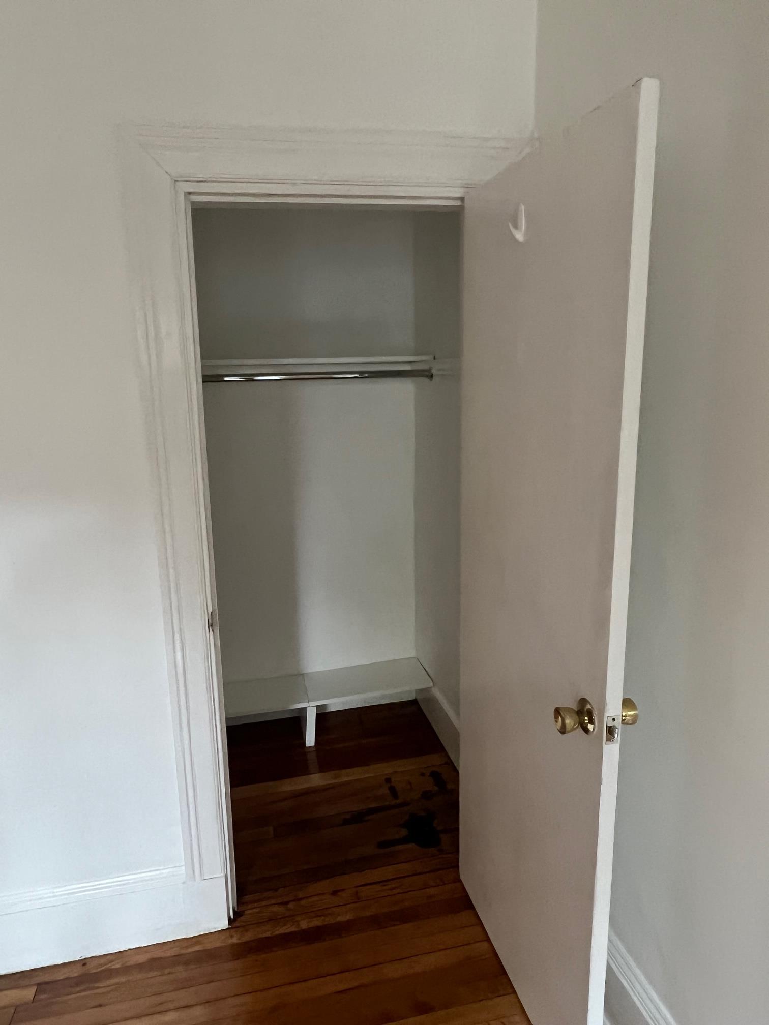 11 Chilcott Pl, Jamaica Plain