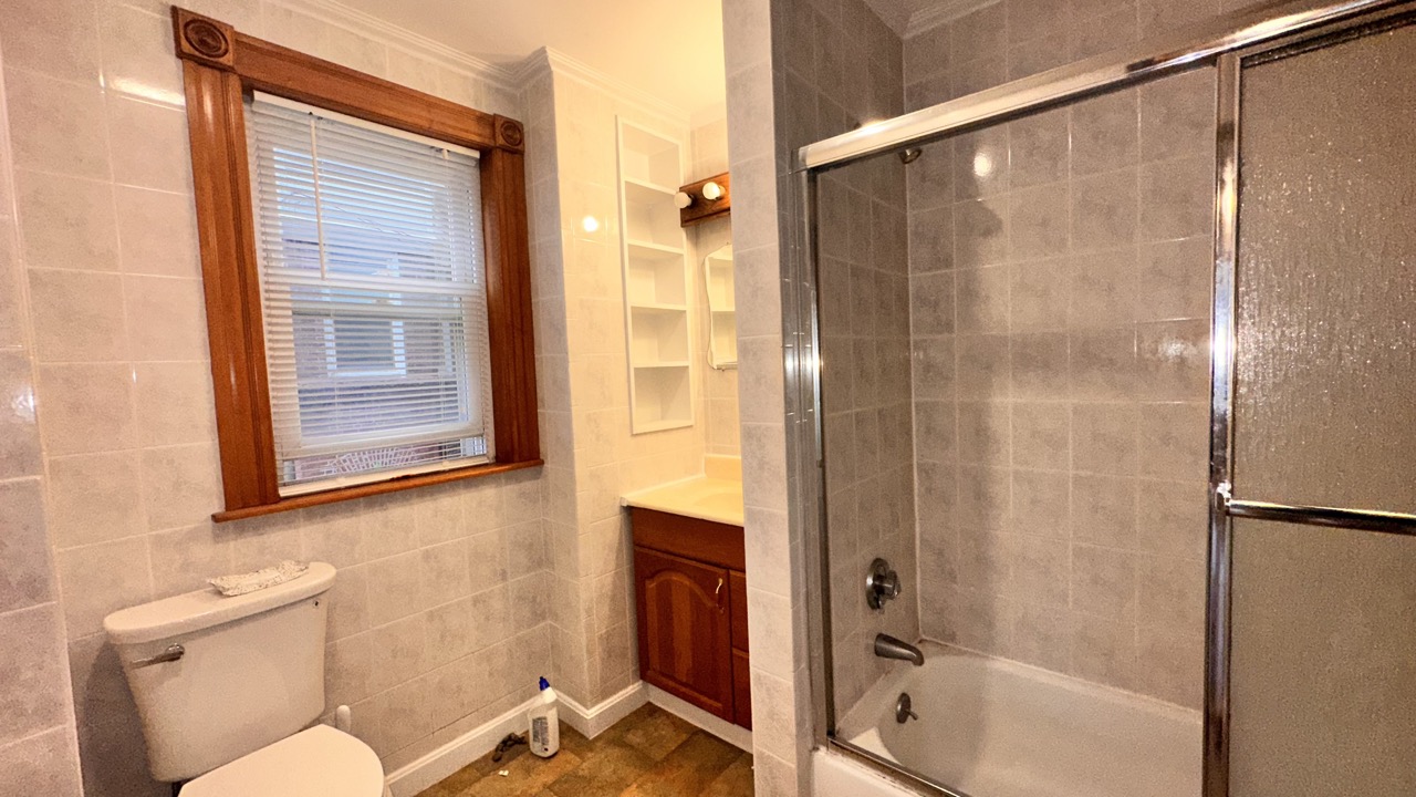 111 Longwood Ave, Longwood