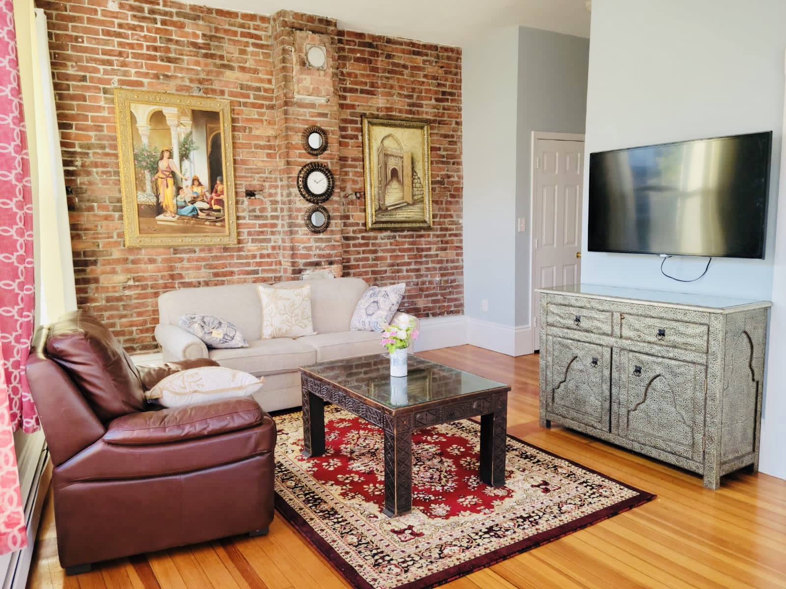 73 Main St, Charlestown