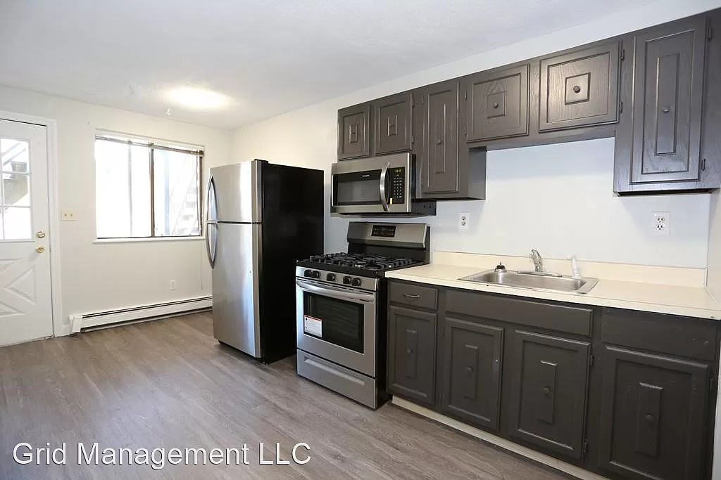 21 Eutaw St, East Boston