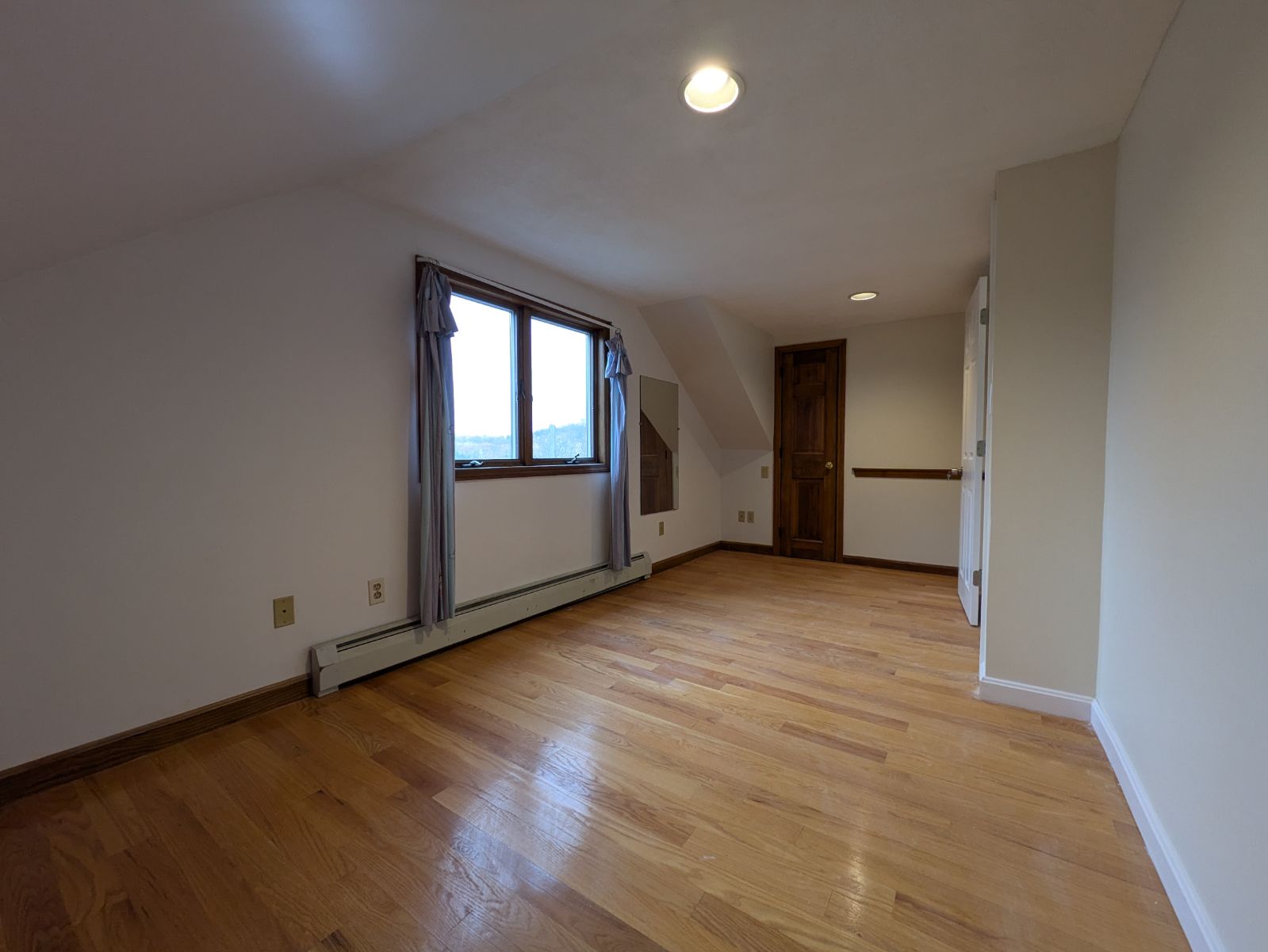 32-34 Fessenden Rd, Arlington Heights