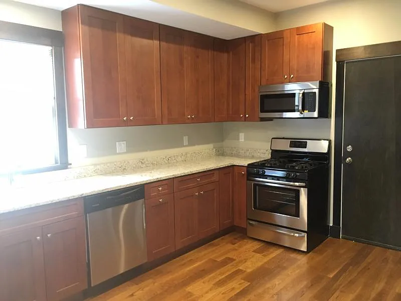 46 Creighton St, Jamaica Plain