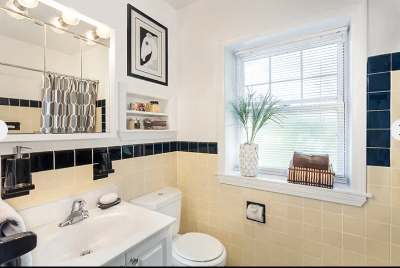 1 Hancock Village Dr, Chestnut Hill