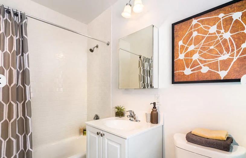 1 Hancock Village Dr, Chestnut Hill