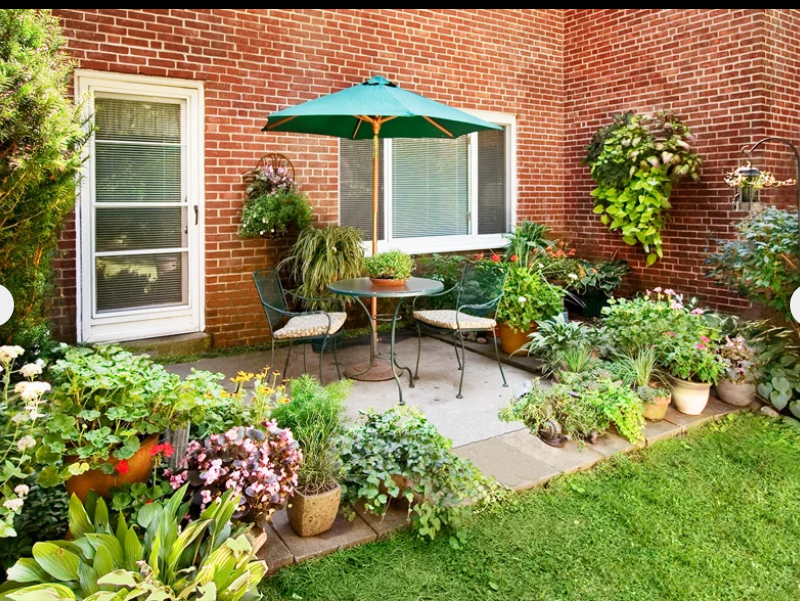 1 Hancock Village Dr, Chestnut Hill