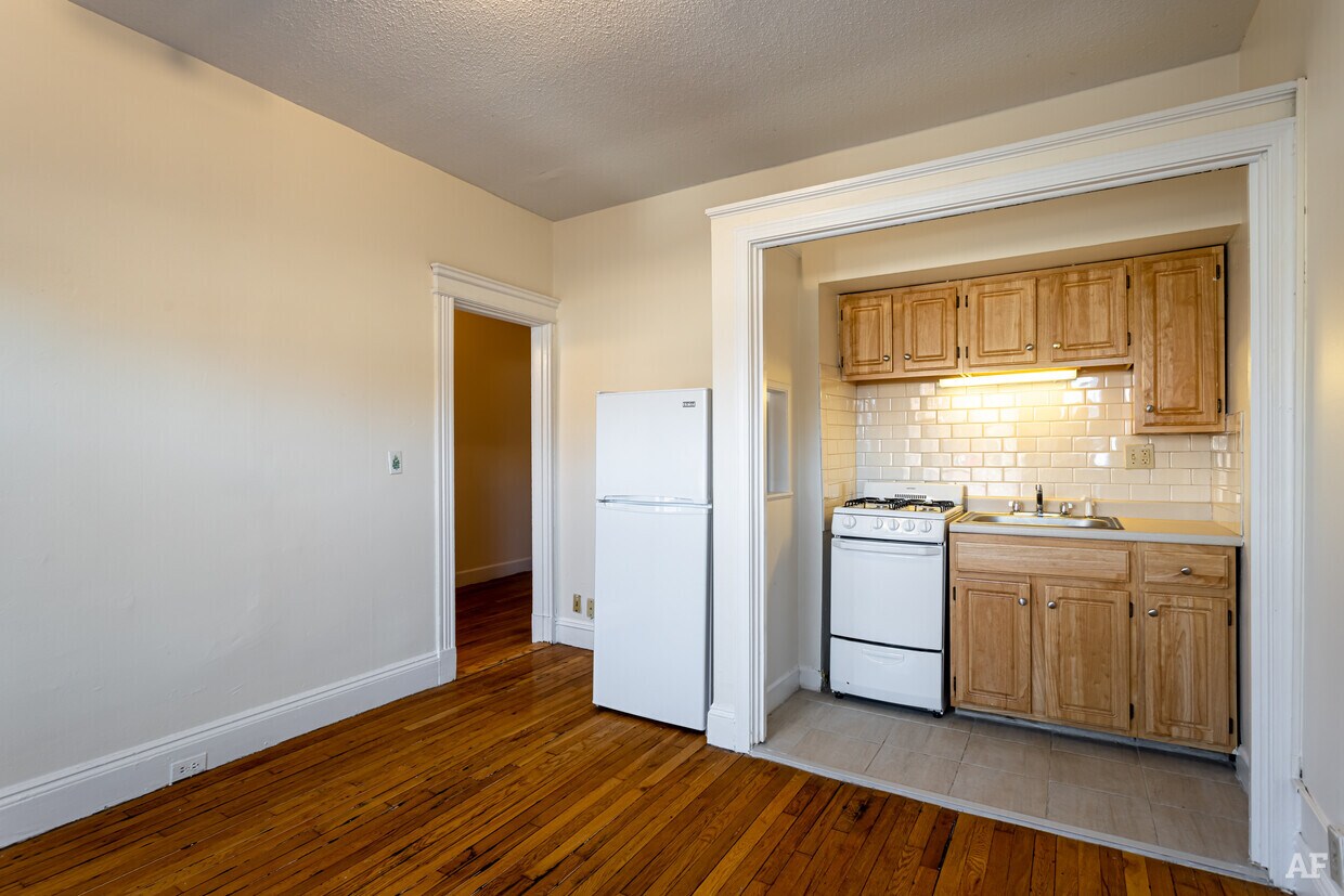 1160 Commonwealth Ave, Allston