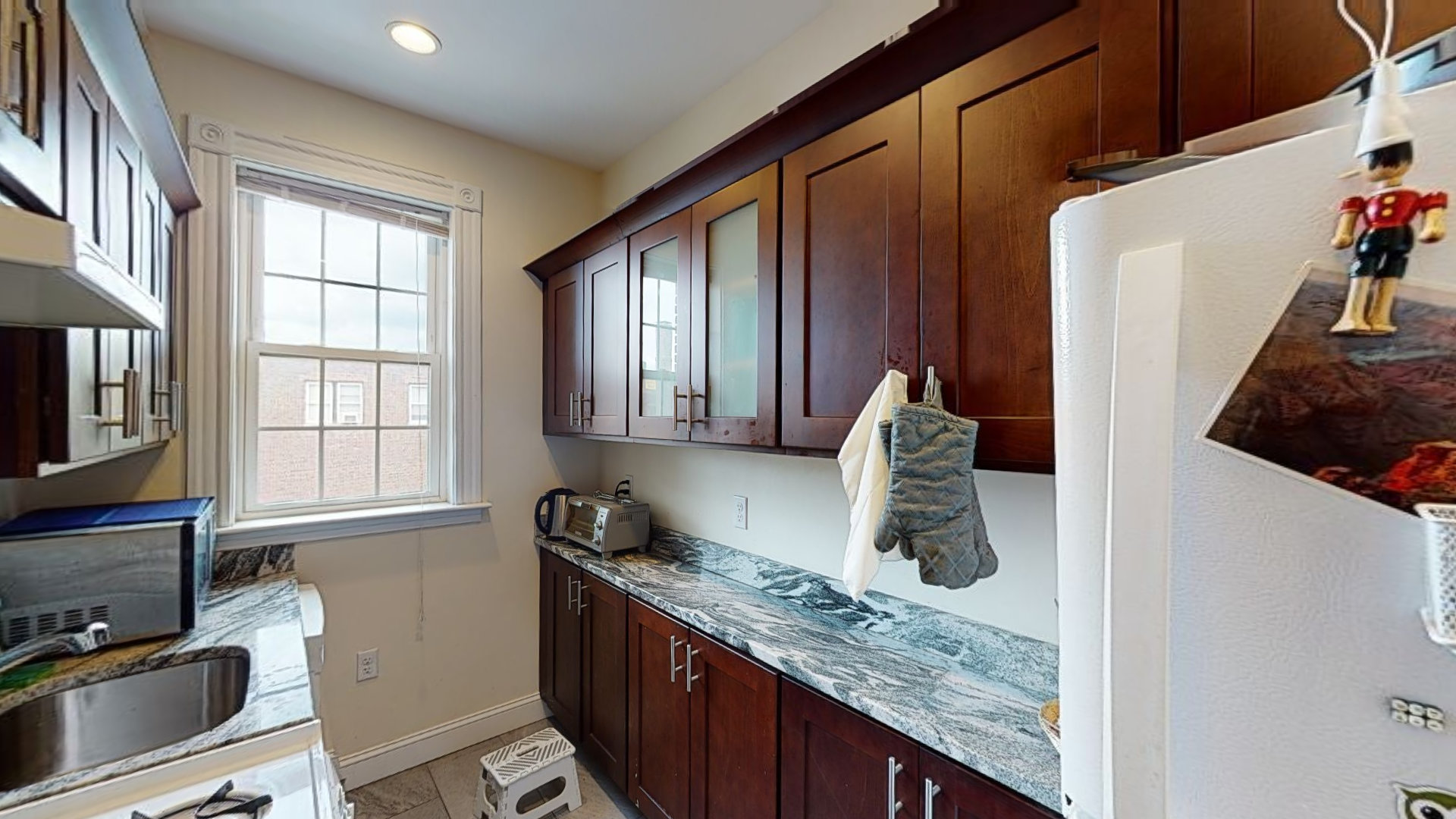 15 Glenville Ave, Allston