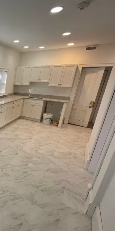 26 Woodville St, Roxbury