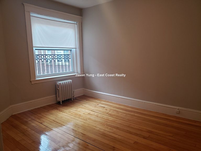 228 South St, Jamaica Plain