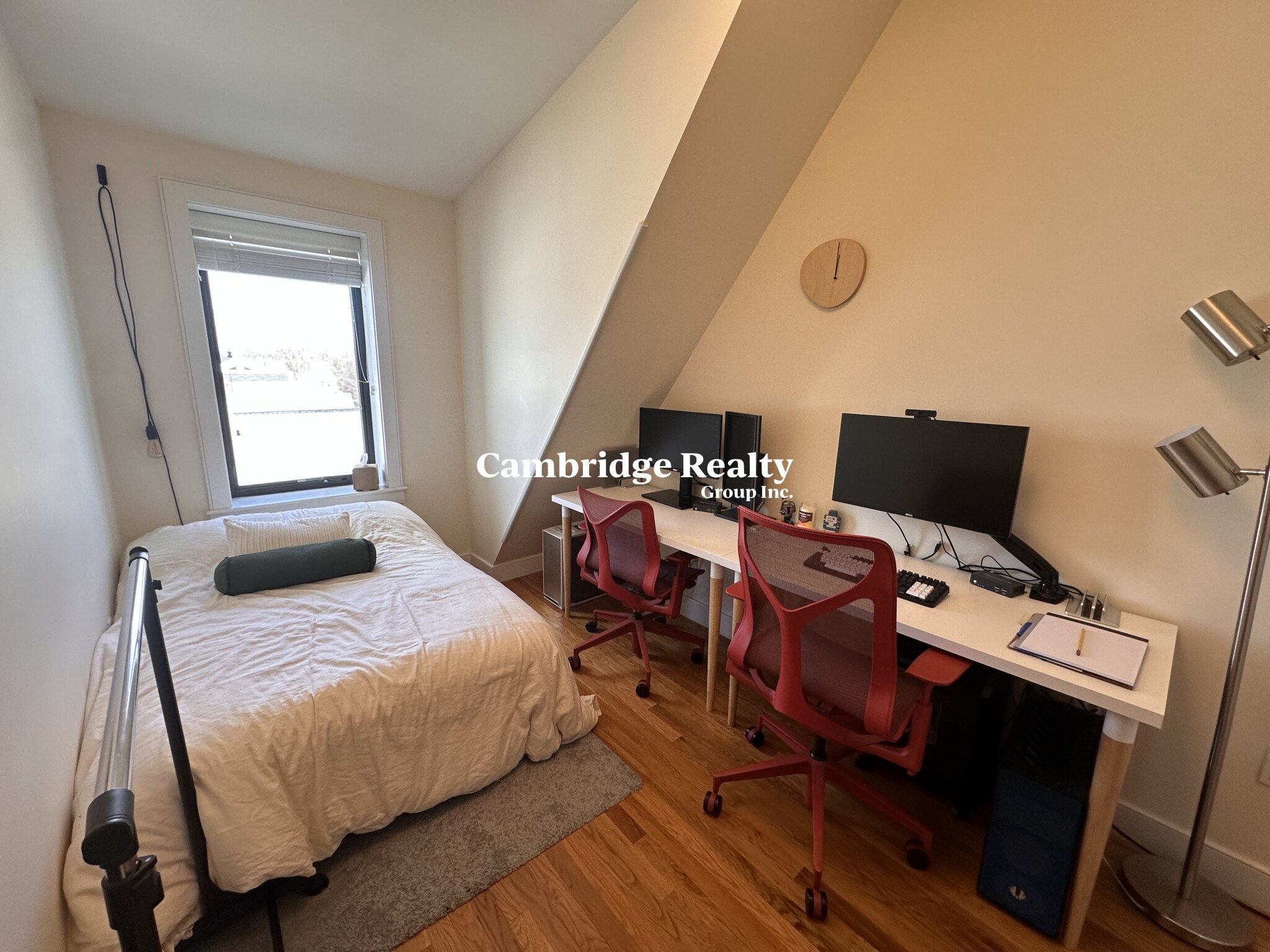 379 Somerville Ave, Prospect Hill