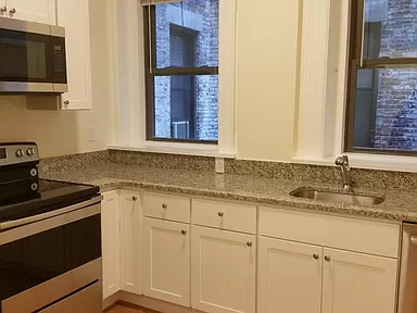 1463 Beacon St, Griggs Park