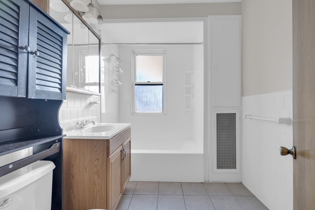 51 Yale St, Tufts University