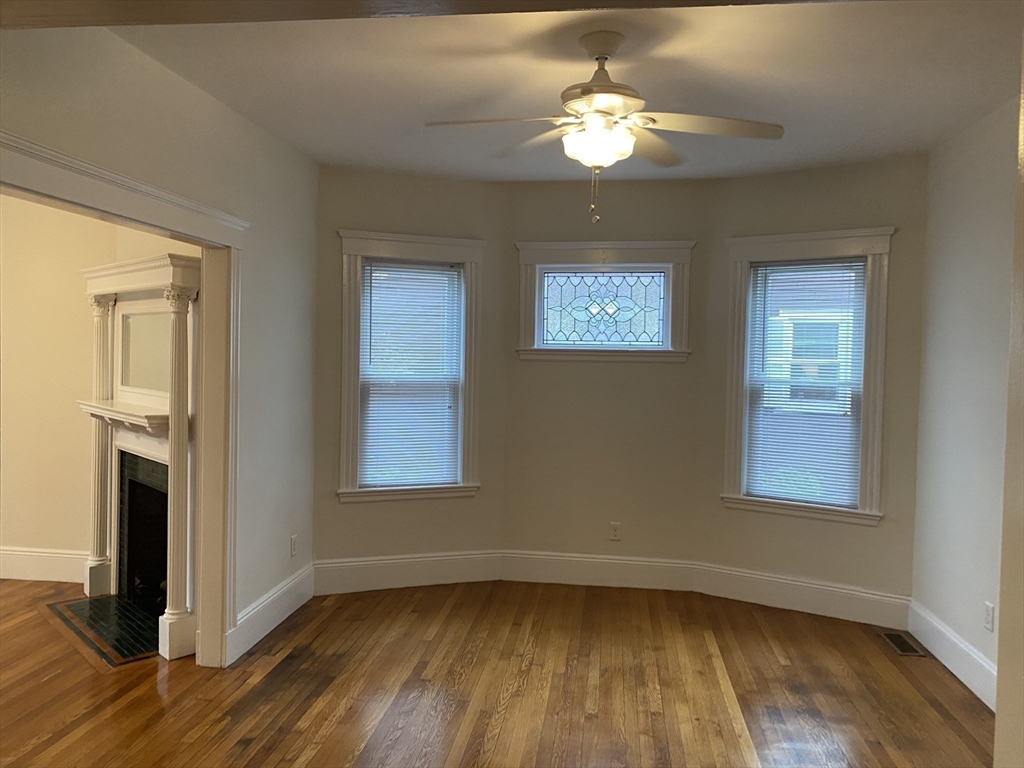 15 Radford Ln, Dorchester