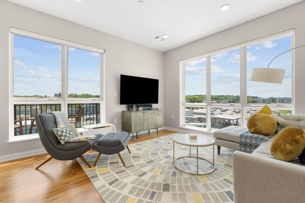 3531 Washington St, Jamaica Plain