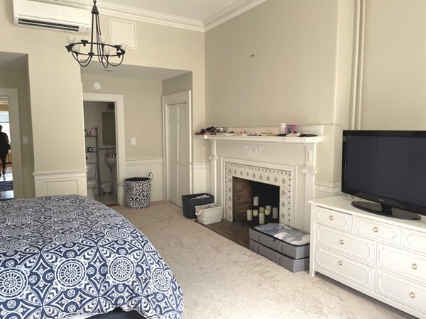 471 Beacon St, Back Bay