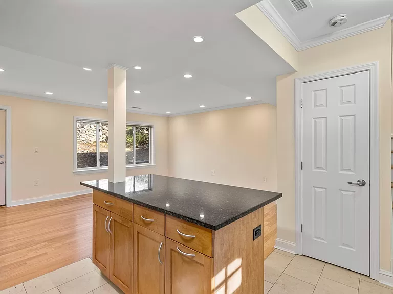 252 Independence, Brighton