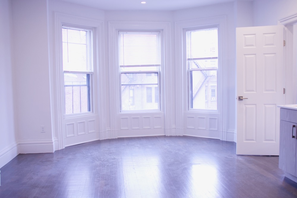 341 2nd Ave, West End