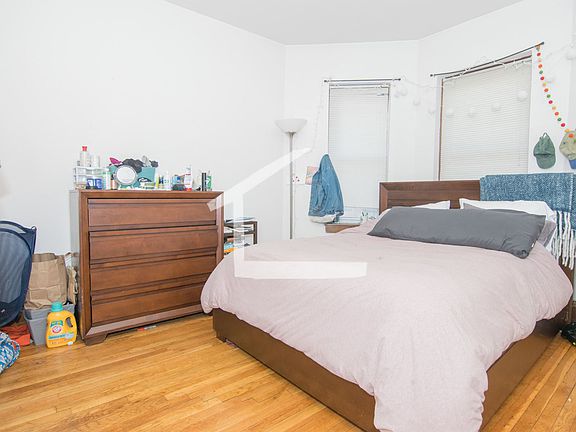 64 Brighton Ave, Allston