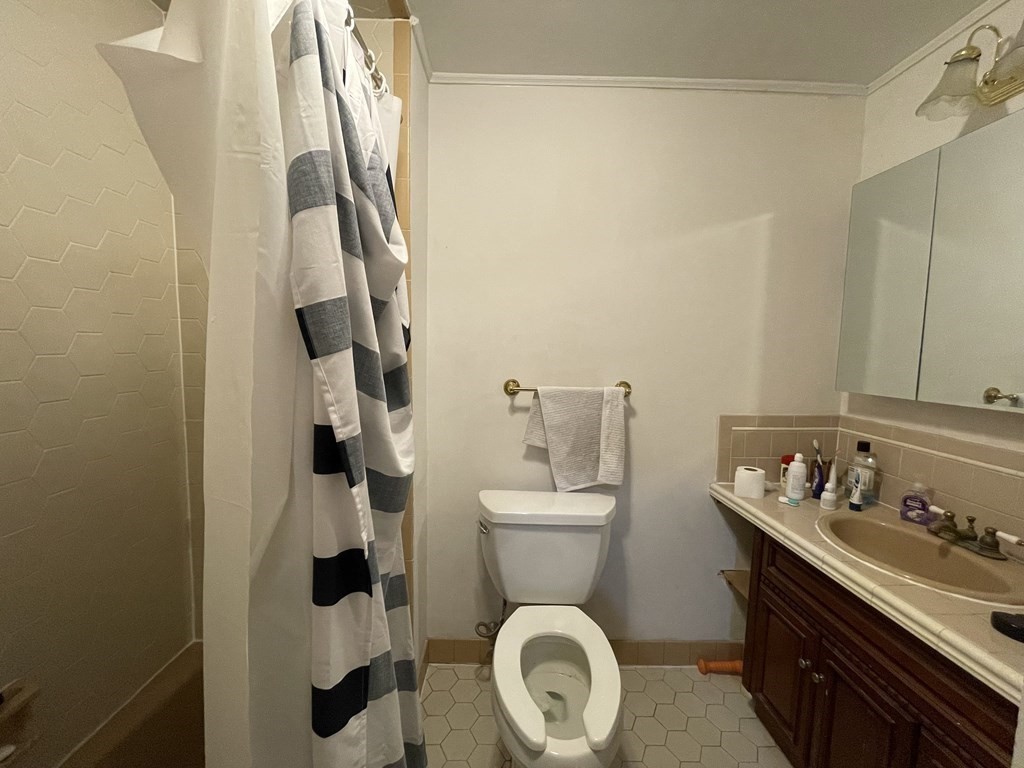 24 Worthington St, Mission Hill