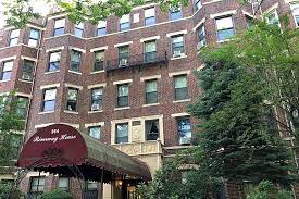 364 Riverway, Mission Hill