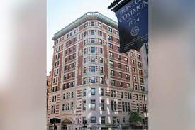 62 Boylston St, Downtown