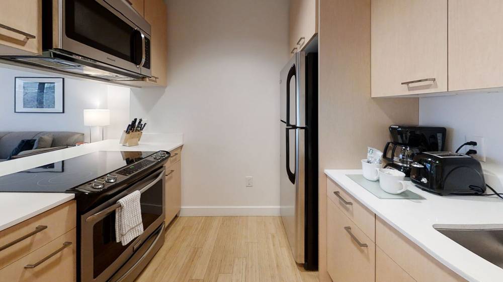 1085 Boylston St, Fenway