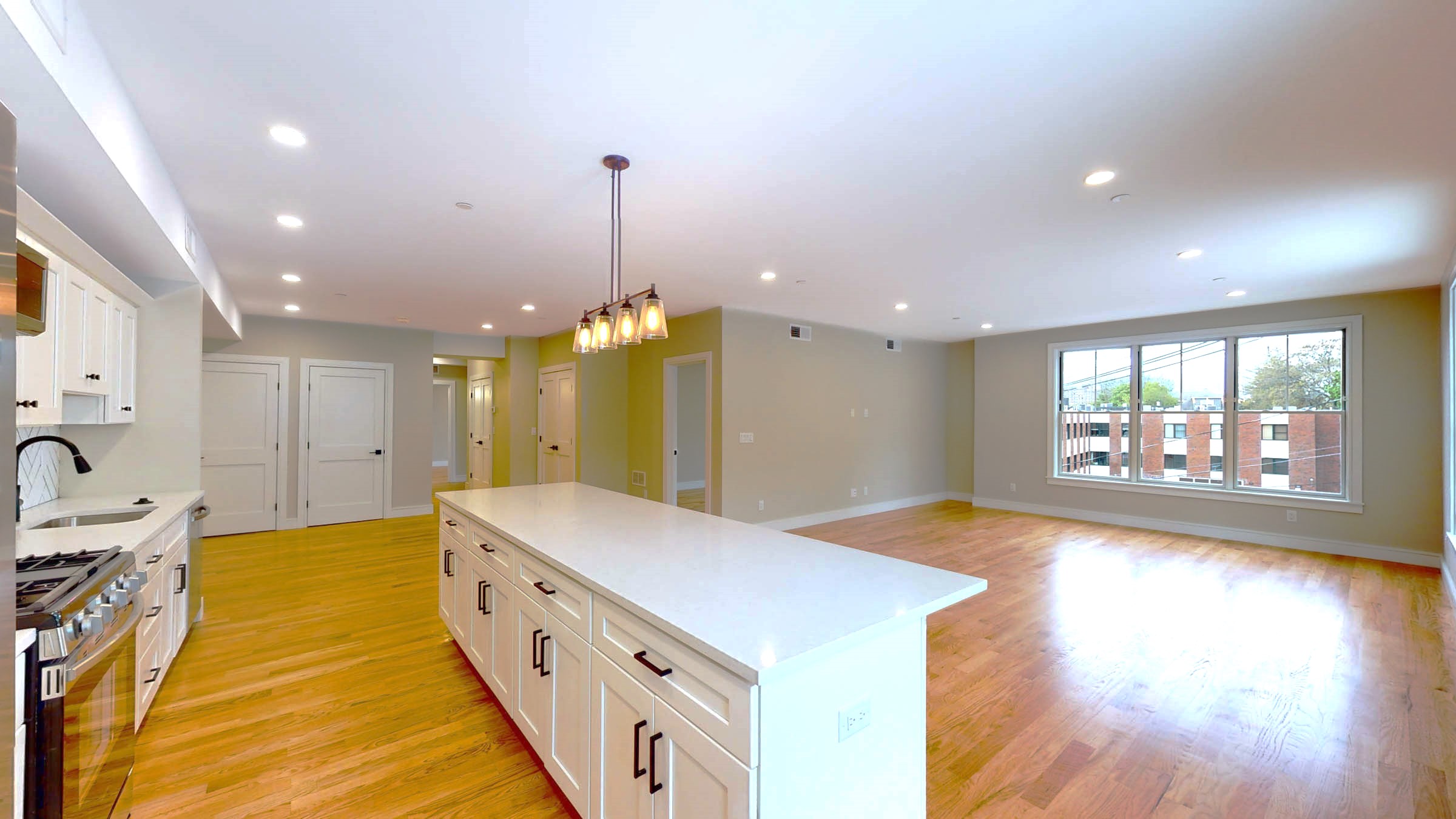 81 Chestnut Hill Ave, Brighton