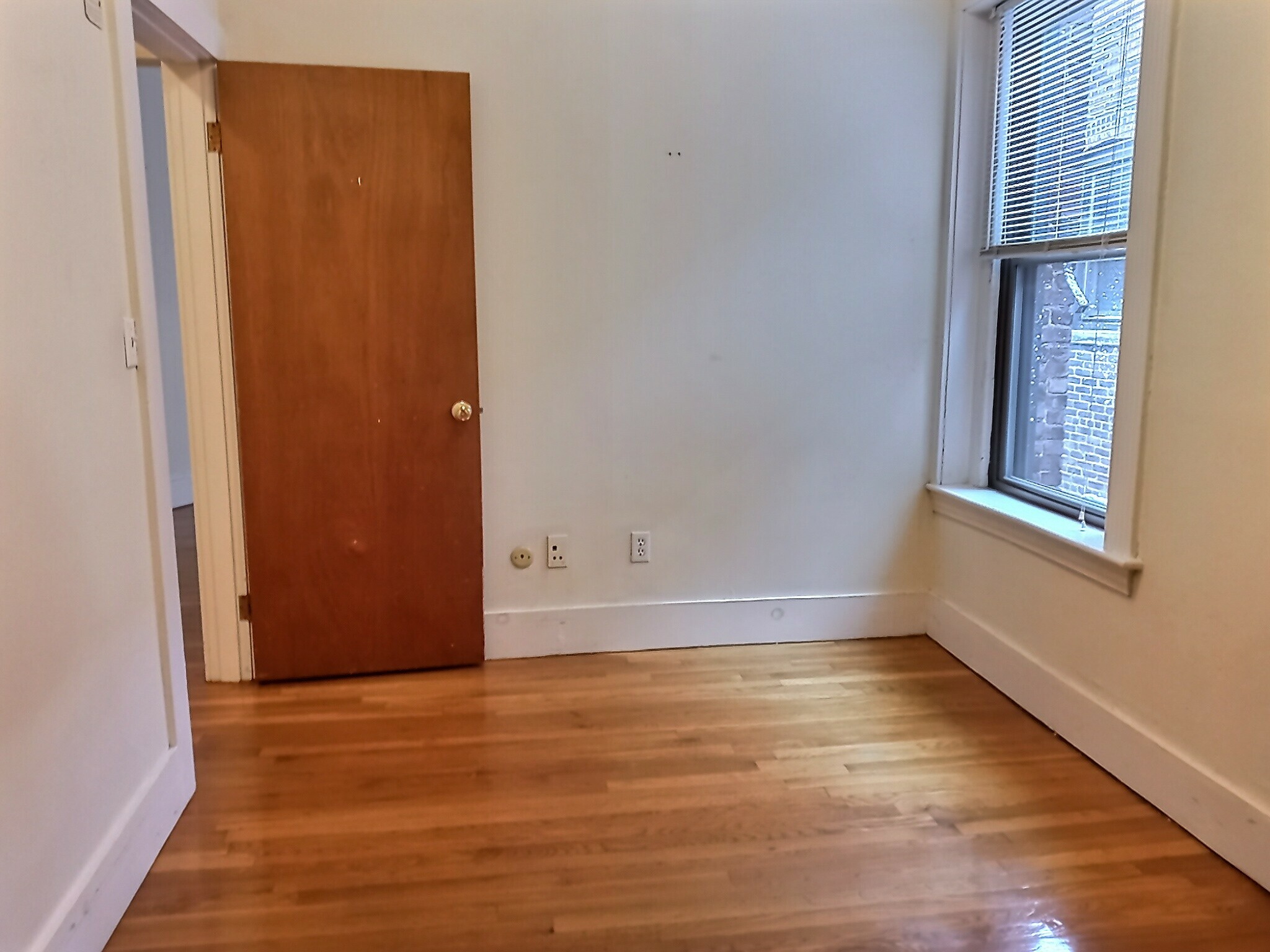 1390 Beacon St, Coolidge Corner