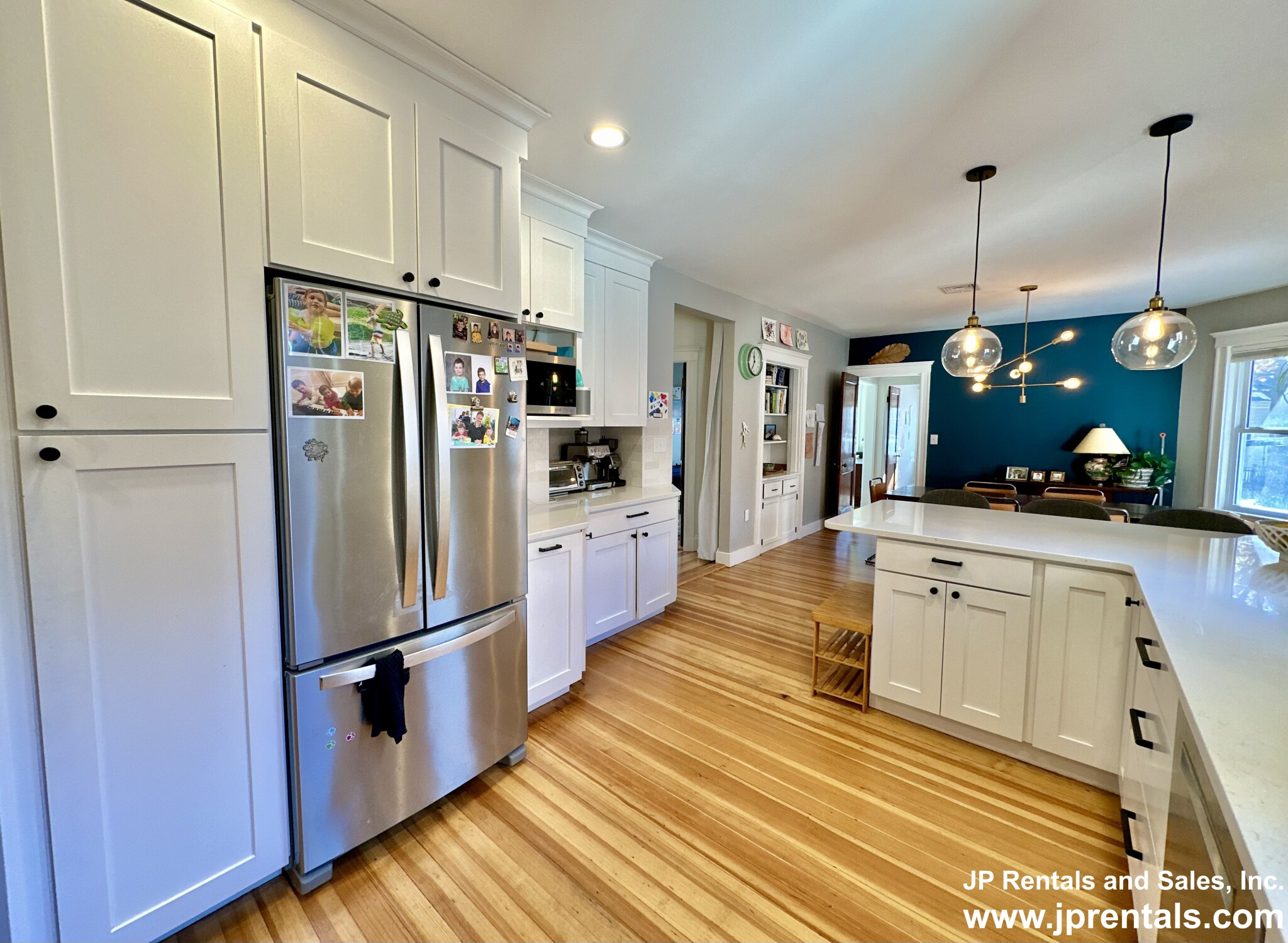 22 Sedgwick St, Jamaica Plain