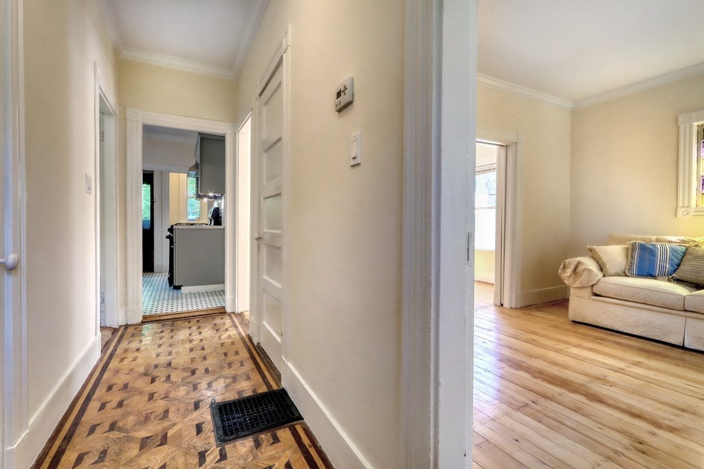 5 Standford Ter, Porter Square