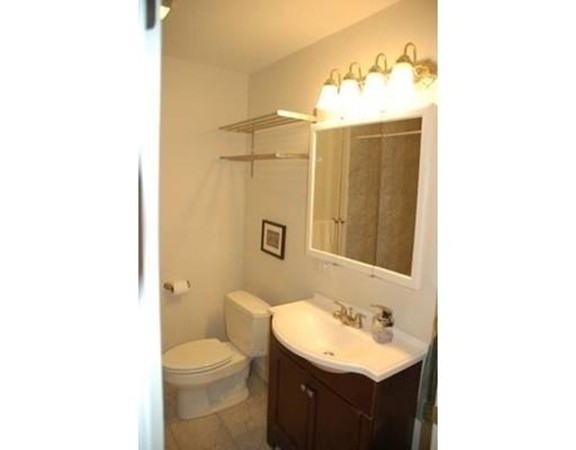 14 Homer St, Central Village