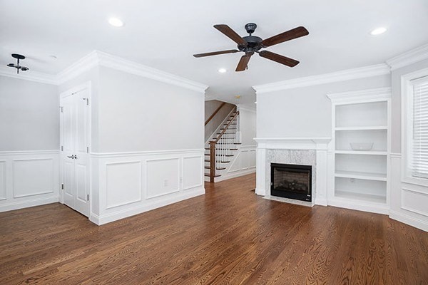 20 A Hawthorne St, Roxbury