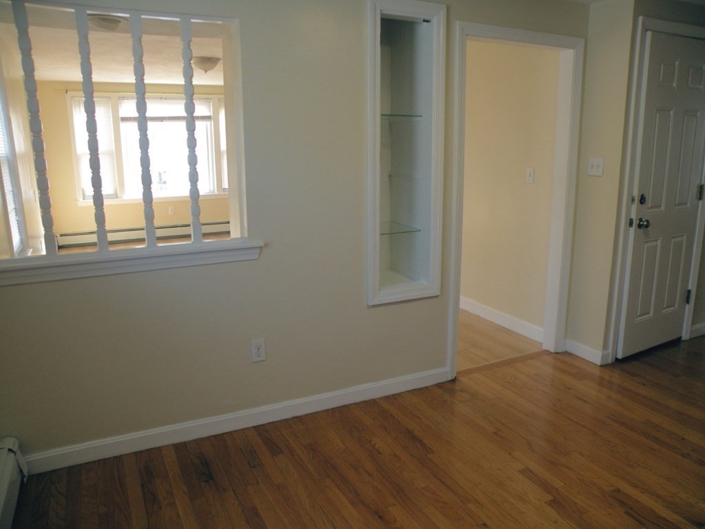 1915 River St, Hyde Park