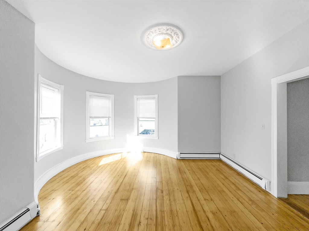 306 Centre St, Jamaica Plain